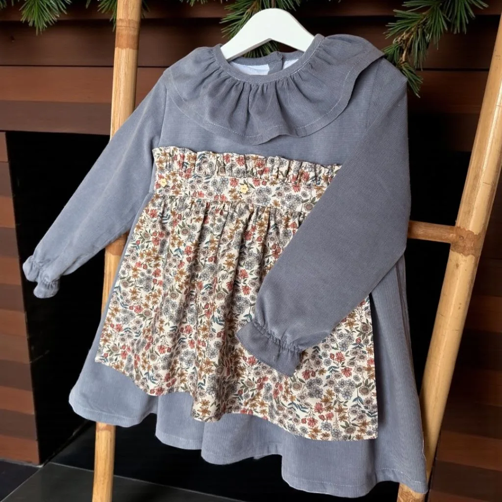 Vestido con mandil Camino